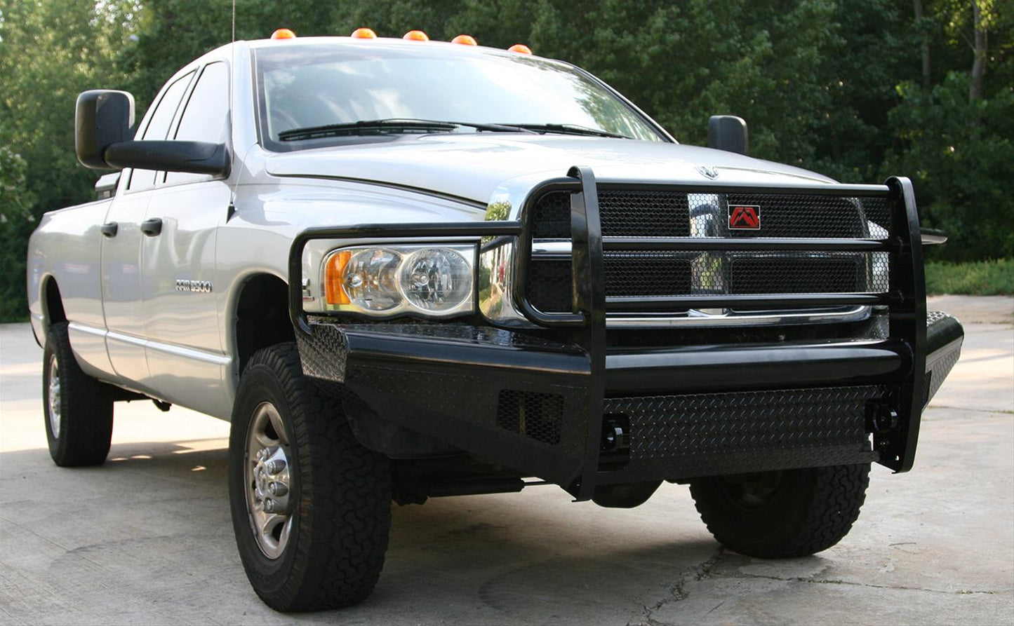 Fab Fours Black Steel Full Guard Front Bumpers for 2003-2005 RAM 2500, RAM 3500 - DR03-S1060-1